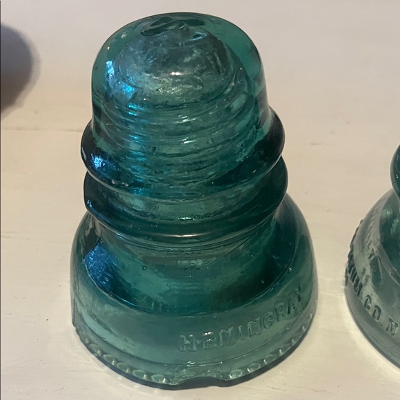 Vintage Glass Insulators - Picture 2 of 7